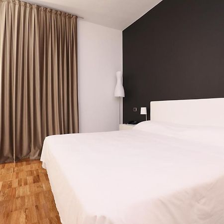 Hotel Aleramo Асти Экстерьер фото