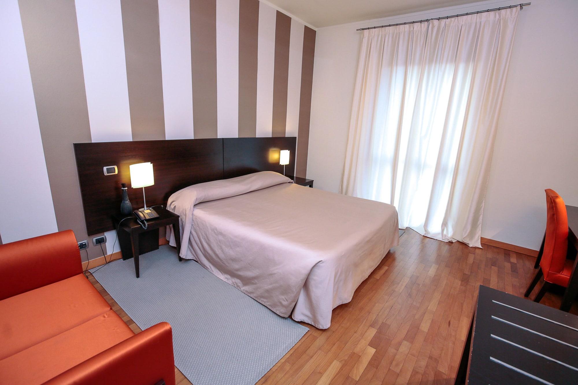 Hotel Aleramo Асти Экстерьер фото